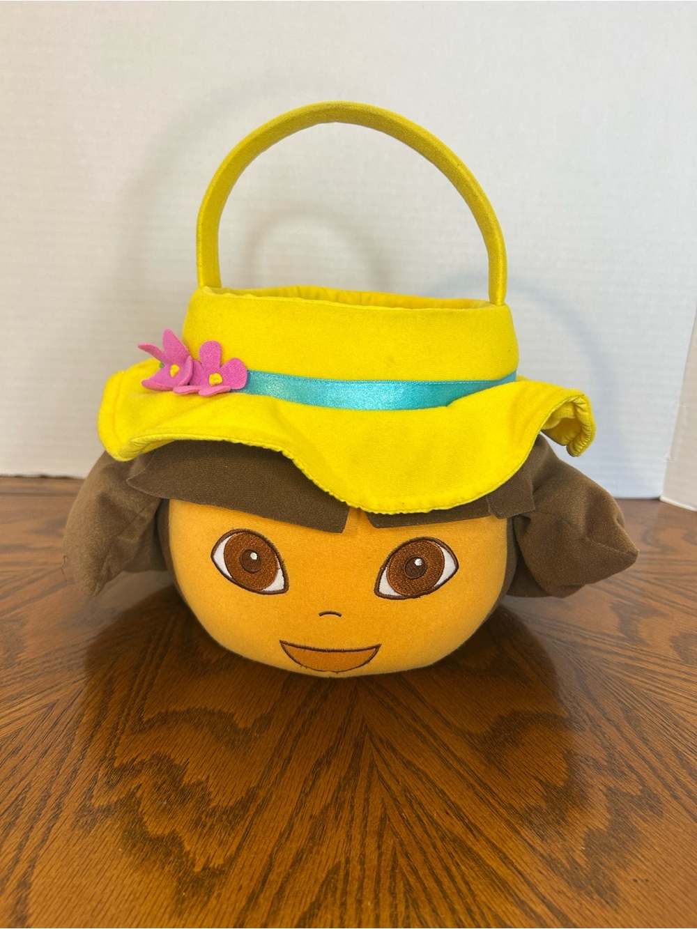 Vintage 2005 Nickelodeon Dora The Explorer Plush Head Easter Halloween Basket